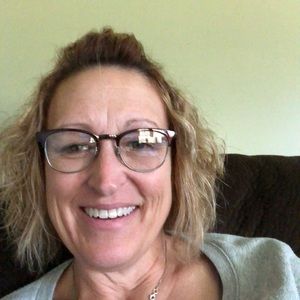 Meet your Posher, Denise